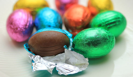 Produits alimentaires Bombes de chocolat chaud Machine d'emballage de papier avec système photoélectrique de suivi oculaire