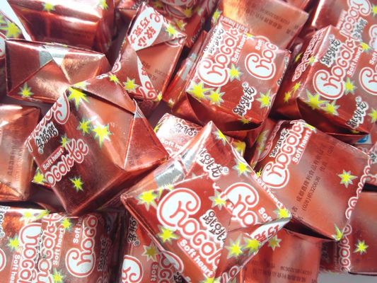 Les machines à emballer le chocolat à commande électrique sont parfaites pour votre entreprise